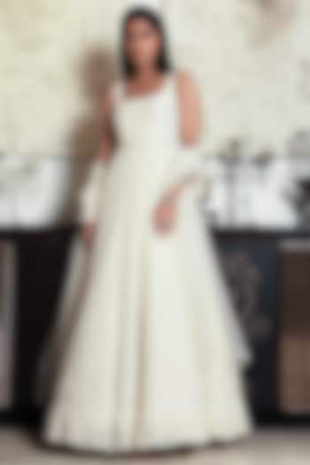 Ivory Embroidered Bridal Anarkali With Dupatta by COUTURE BY NIHARIKA at Pernia's Pop Up Shop