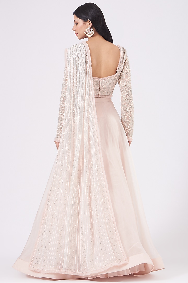Peach Organza Flared Wedding Lehenga Set by COUTURE BY NIHARIKA at Pernia's Pop Up Shop