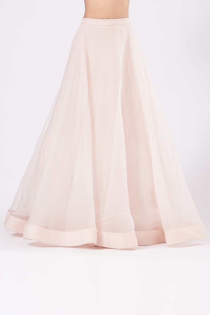 Peach Organza Flared Wedding Lehenga Set by COUTURE BY NIHARIKA at Pernia's Pop Up Shop