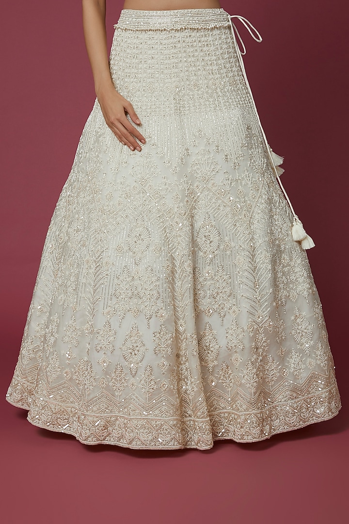 White Embroidered Bridal Lehenga Set by COUTURE BY NIHARIKA at Pernia's Pop Up Shop
