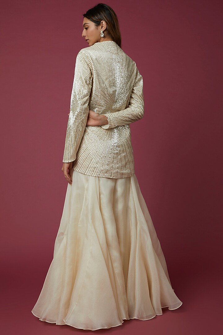 White Embroidered Jacket Set by COUTURE BY NIHARIKA at Pernia's Pop Up Shop