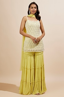 product-color-Yellow