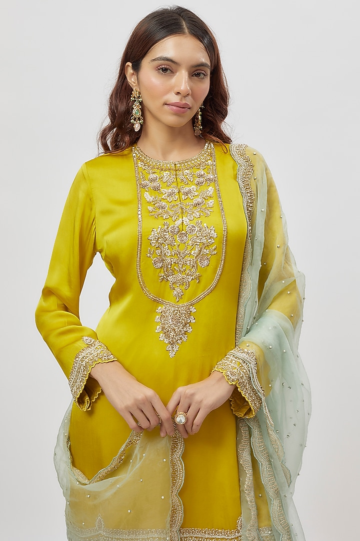 Green Silk & Net Hand Embroidered Kurta Set by Neha Mehta Couture at Pernia's Pop Up Shop