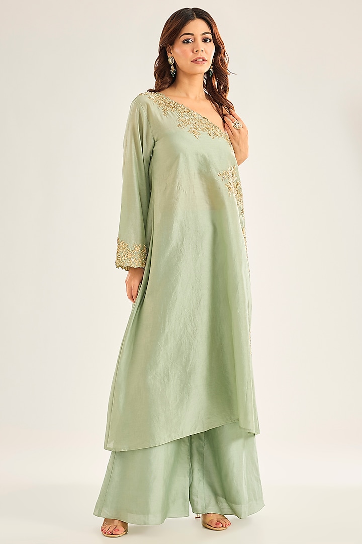 Sage Green Chanderi Silk Hand Embroidered Kurta Set by Neha Mehta Couture at Pernia's Pop Up Shop