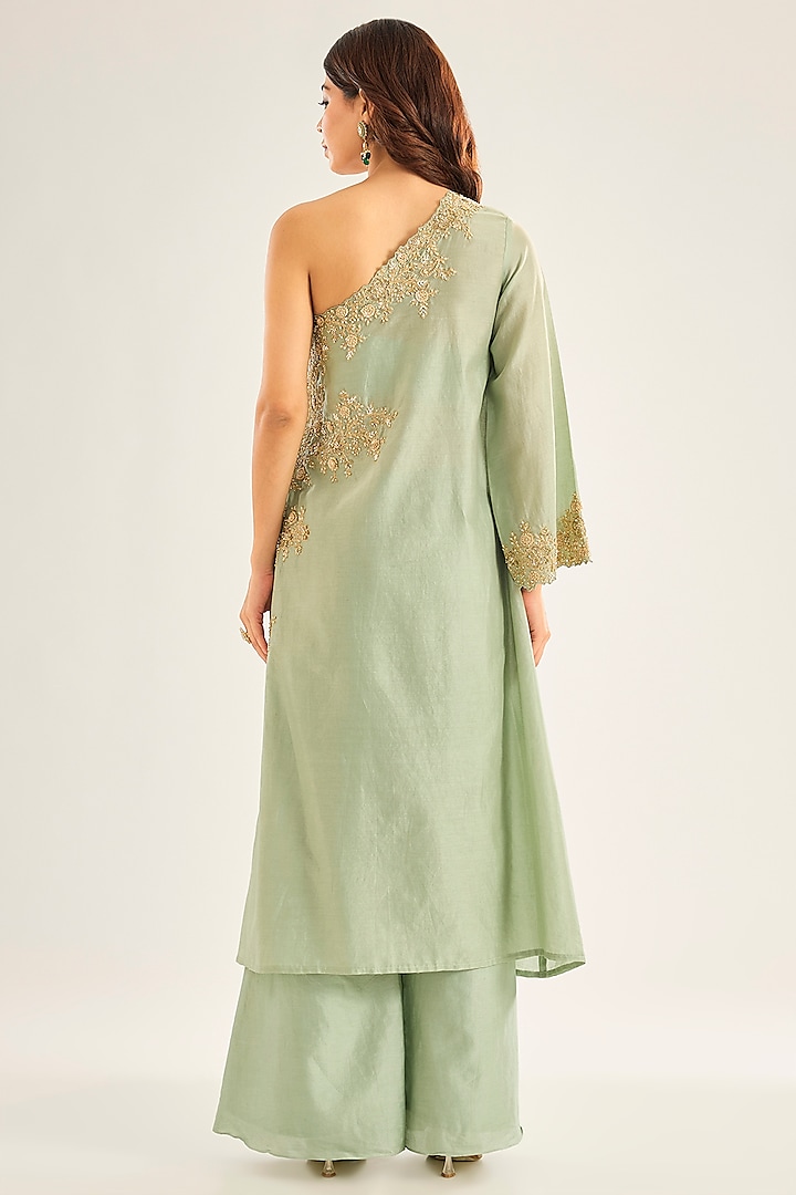 Sage Green Chanderi Silk Hand Embroidered Kurta Set by Neha Mehta Couture at Pernia's Pop Up Shop