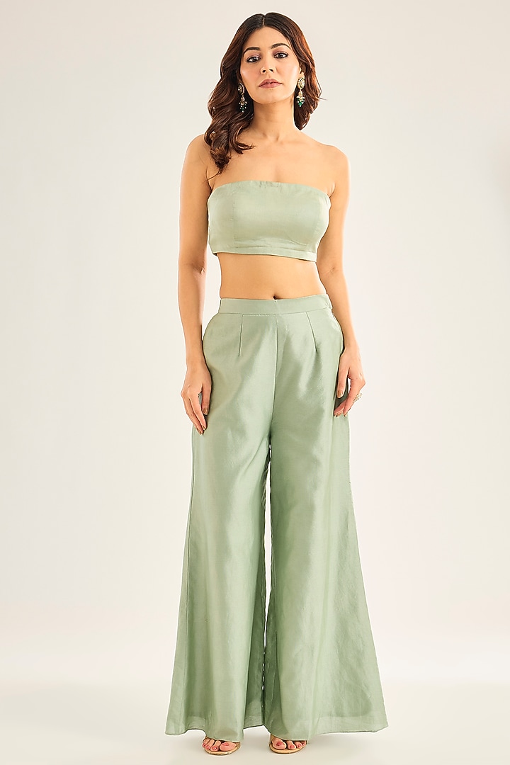 Sage Green Chanderi Silk Hand Embroidered Kurta Set by Neha Mehta Couture at Pernia's Pop Up Shop