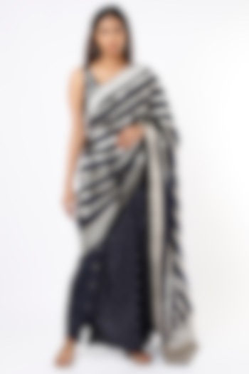 Oxford Blue Embroidered Draped Saree Set by NEITRI