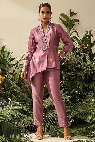 Mauve Chiniya Silk Embroidered Co-Ord Set by NEITRI