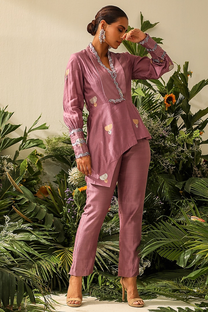 Mauve Chiniya Silk Embroidered Co-Ord Set by NEITRI at Pernia's Pop Up Shop