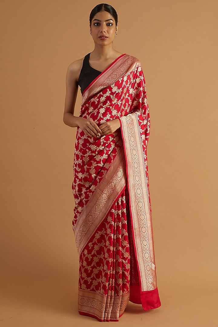 Red Katan Silk Floral Jaal Wedding Saree Set by NEITRI at Pernia's Pop Up Shop