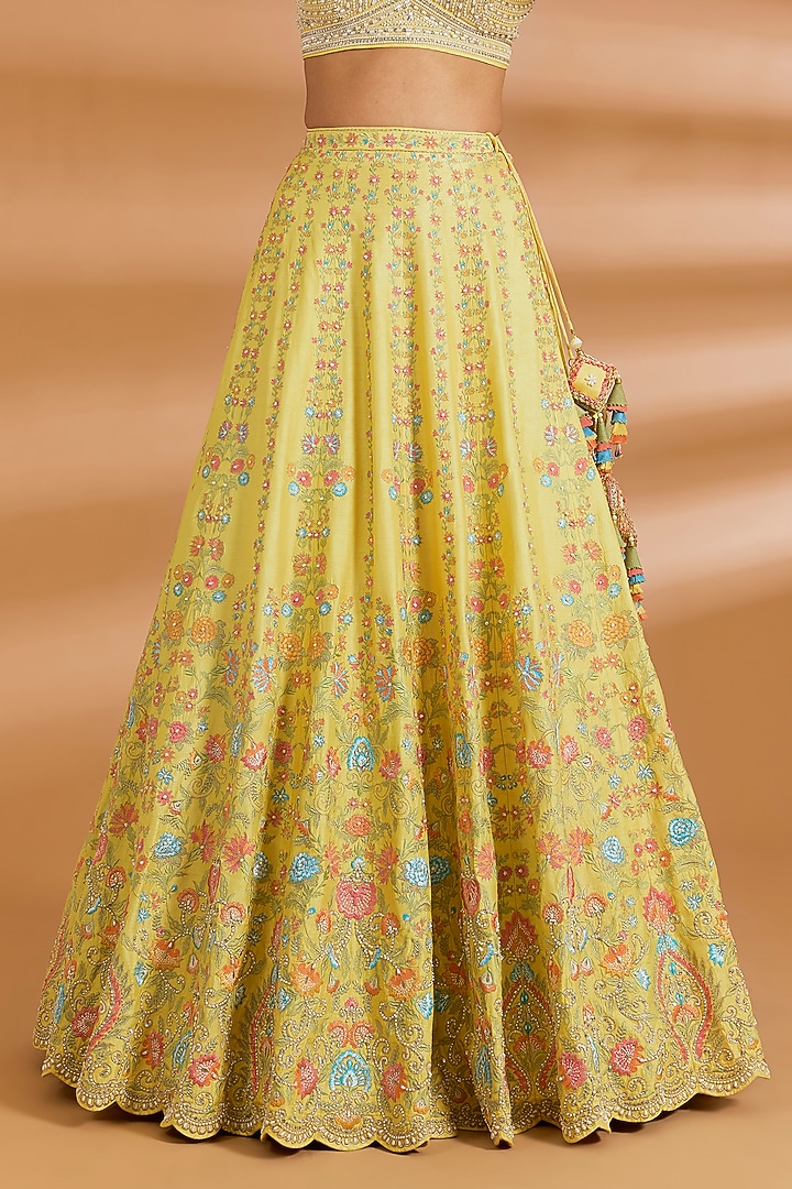 Butter Yellow Silk Resham Embroidered Bridal Lehenga Set by Neeta Lulla at Pernia's Pop Up Shop