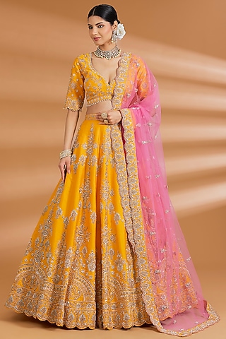 neeta lulla designer dresses Buy NEETA LULLA designer Womenswear Clothing & Dresses online at Ogaan.com