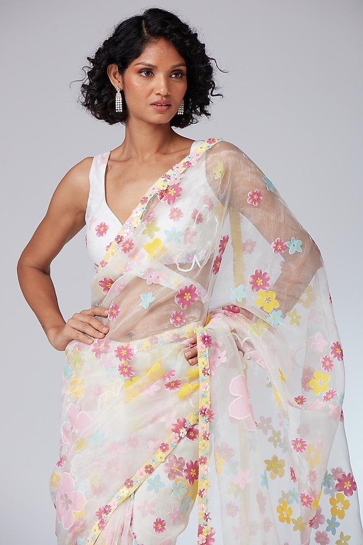 White Shimmer Organza Embroidered Wedding Saree Set by Neeta Lulla at Pernia's Pop Up Shop