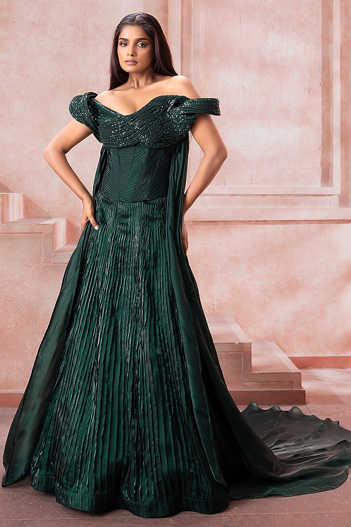 Emerald Green Shimmer Organza Pleated Skirt Set by Neeta Lulla at Pernia's Pop Up Shop