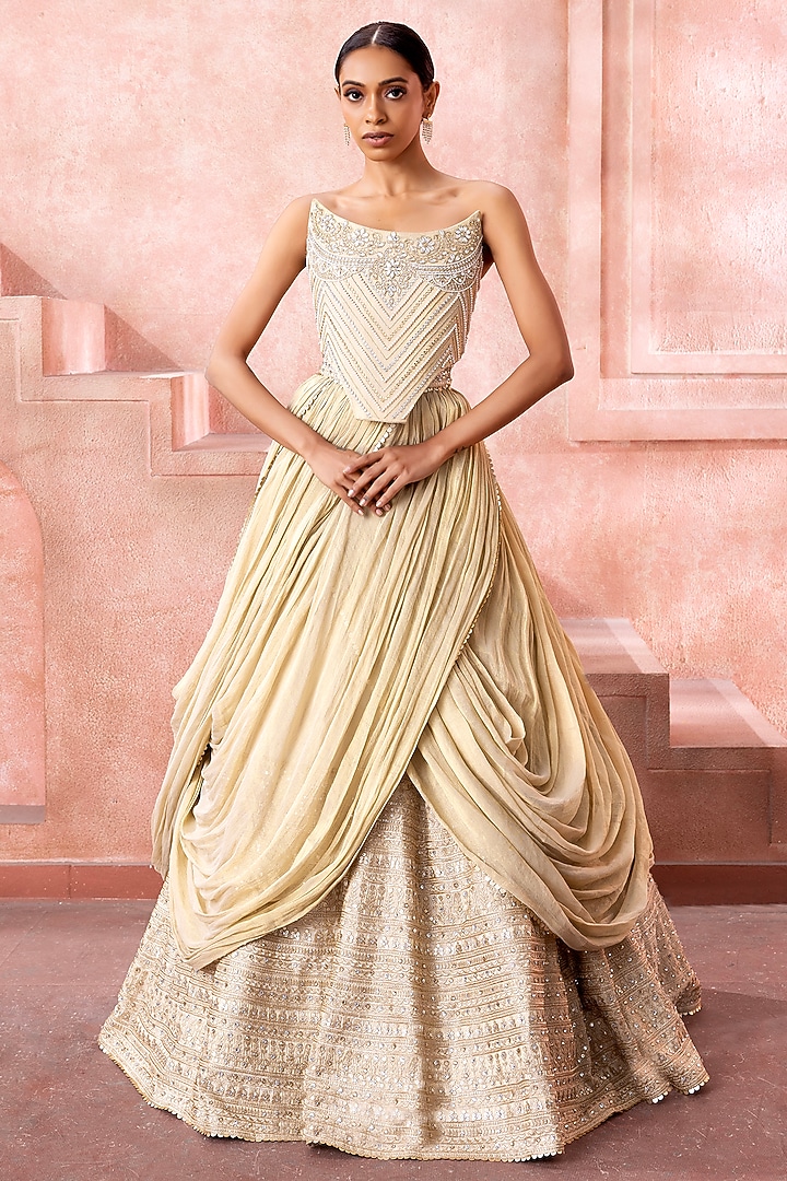 Ivory Chanderi Silk Sculpted Bridal Lehenga Set by Neeta Lulla at Pernia's Pop Up Shop