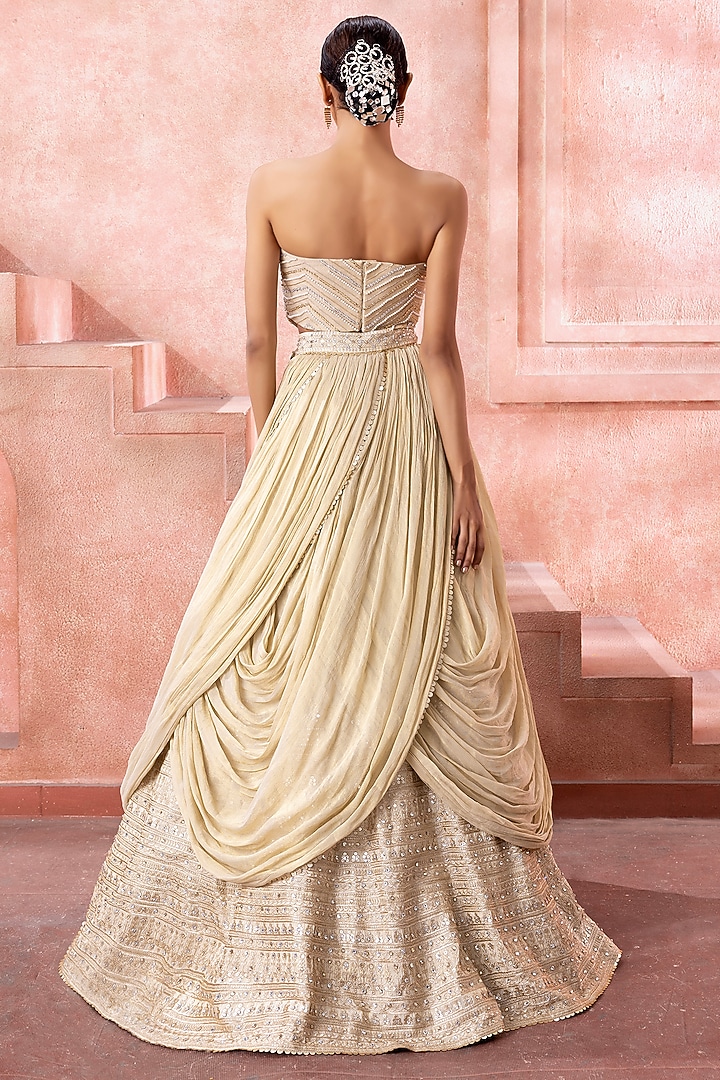 Ivory Chanderi Silk Sculpted Bridal Lehenga Set by Neeta Lulla at Pernia's Pop Up Shop