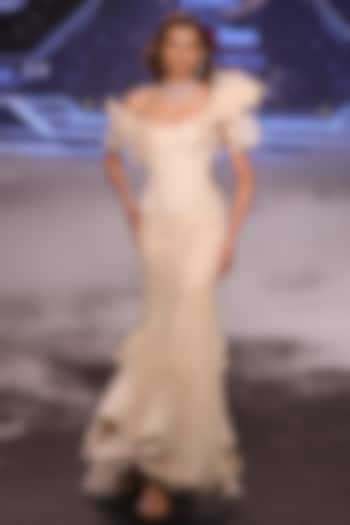 Ivory Satin Tissue & Lace Skirt Set by Neeta Lulla at Pernia's Pop Up Shop