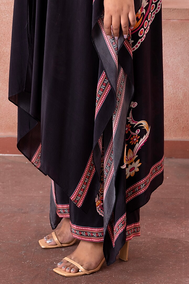 Midnight Black Satin Printed Cape Set by Neeta Lulla at Pernia's Pop Up Shop