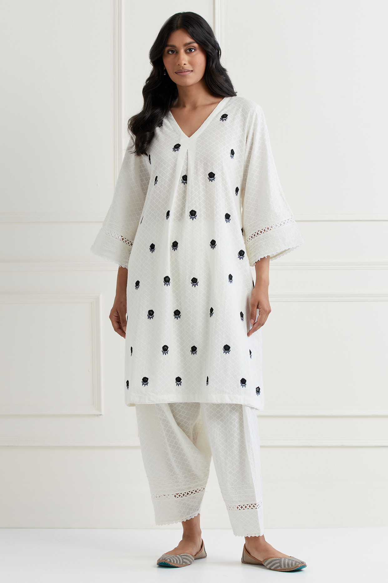 Off-White Cotton Dobby Embroidered Kurta Set by Nemaani