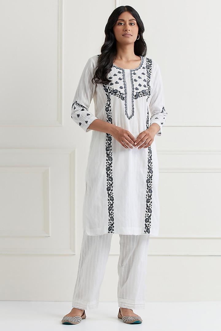 Off-White Cotton Dobby Embroidered Kurta Set by Nemaani