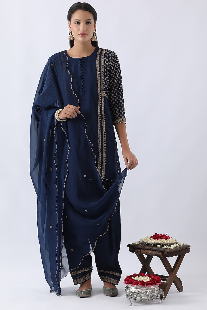 Midnight Blue Habutai Silk Cutdana & Sequins Embroidered Kurta Set by Nemaani