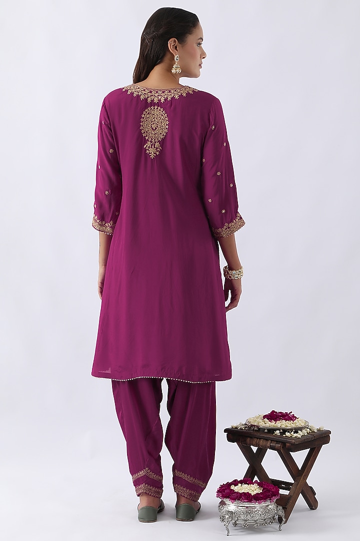 Magenta Pink Habutai Silk Cutdana & Sequins Embroidered A-Line Kurta Set by Nemaani at Pernia's Pop Up Shop