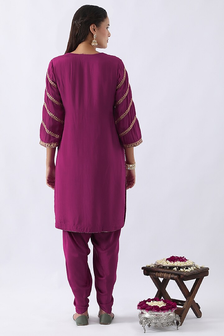 Magenta Pink Habutai Silk Cutdana & Sequins Embroidered Straight Kurta Set by Nemaani at Pernia's Pop Up Shop