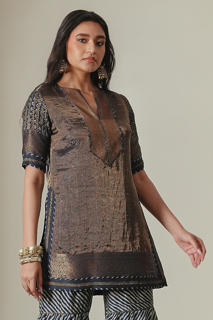Indigo & Copper Tissue Silk Embroidered Kurta by Neither Nor at Pernia's Pop Up Shop