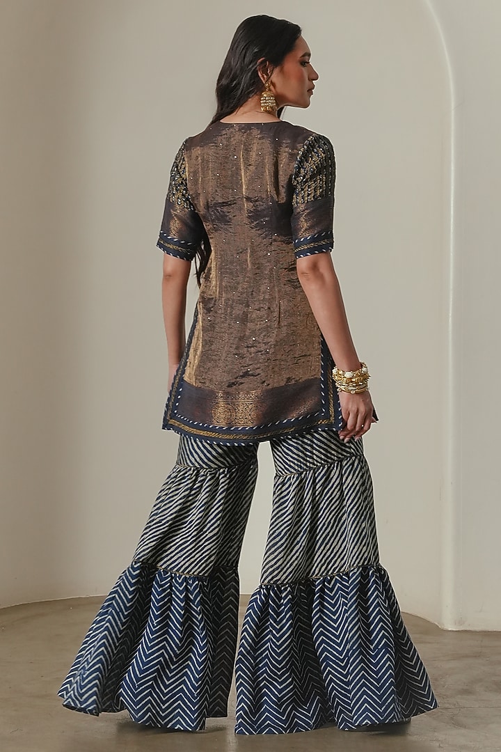 Indigo & Copper Tissue Silk Embroidered Kurta by Neither Nor at Pernia's Pop Up Shop