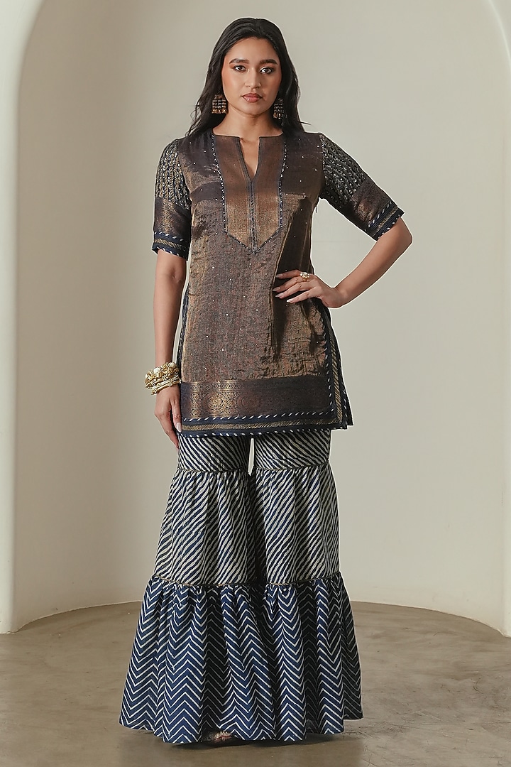 Indigo & Copper Tissue Silk Embroidered Kurta by Neither Nor at Pernia's Pop Up Shop