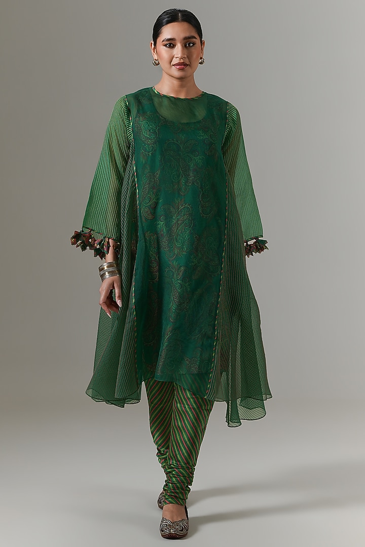 Green Tambourine Organza Kalidar Kurta Set by Neither Nor at Pernia's Pop Up Shop