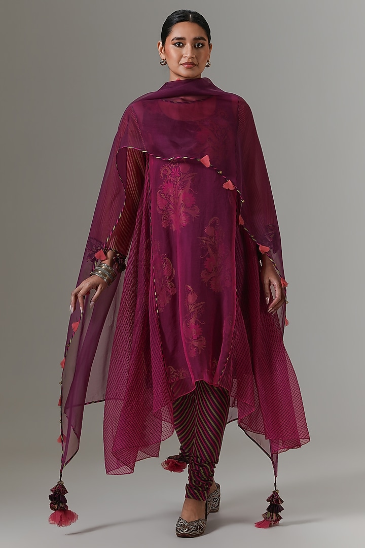 Pickled Beet Organza Kalidar Kurta Set by Neither Nor at Pernia's Pop Up Shop
