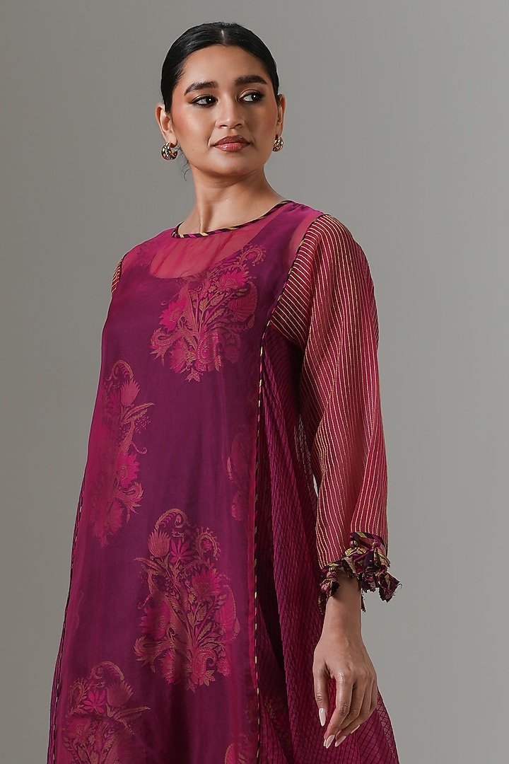 Pickled Beet Organza Kalidar Kurta Set by Neither Nor at Pernia's Pop Up Shop