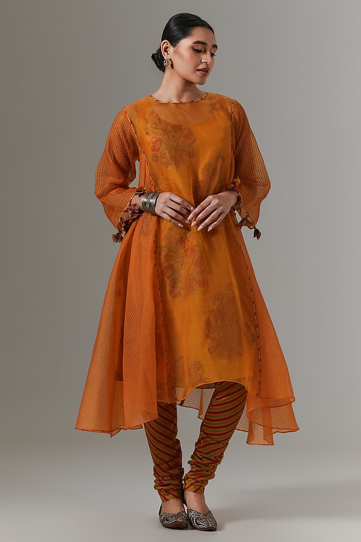 Sunset Gold Organza Kalidar Kurta Set by Neither Nor at Pernia's Pop Up Shop
