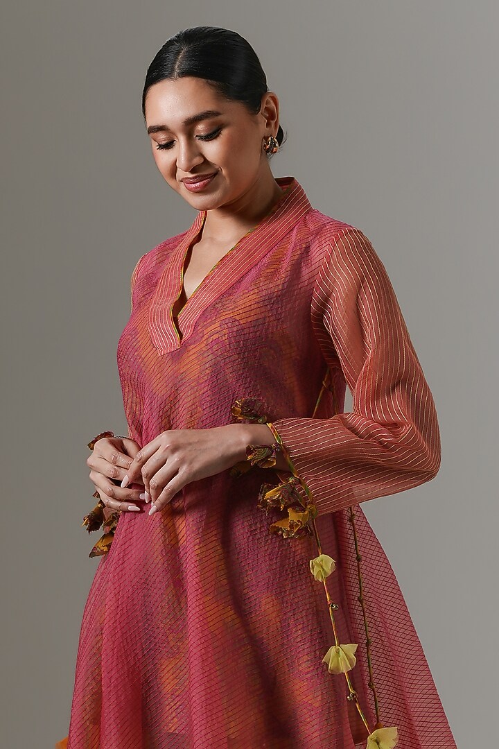 Coral Haze Organza Paisley Boota Kurta Set by Neither Nor at Pernia's Pop Up Shop
