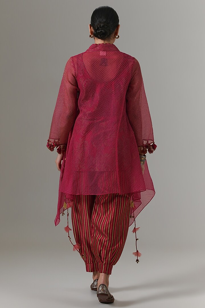 Raspberry Sorbet Organza Paisley Boota Kurta Set by Neither Nor at Pernia's Pop Up Shop