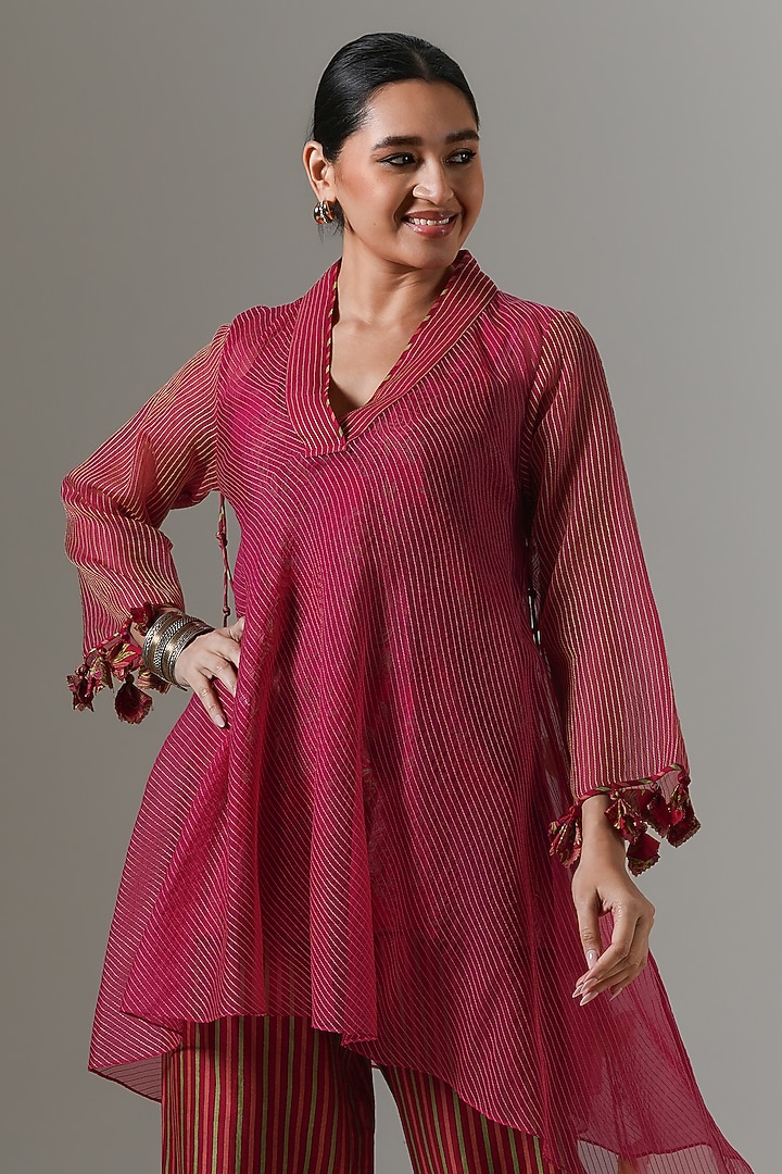 Raspberry Sorbet Organza Paisley Boota Kurta Set by Neither Nor at Pernia's Pop Up Shop