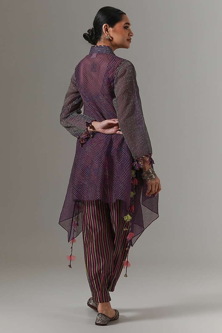 Acia-Colored Organza Paisley Boota Kurta Set by Neither Nor at Pernia's Pop Up Shop