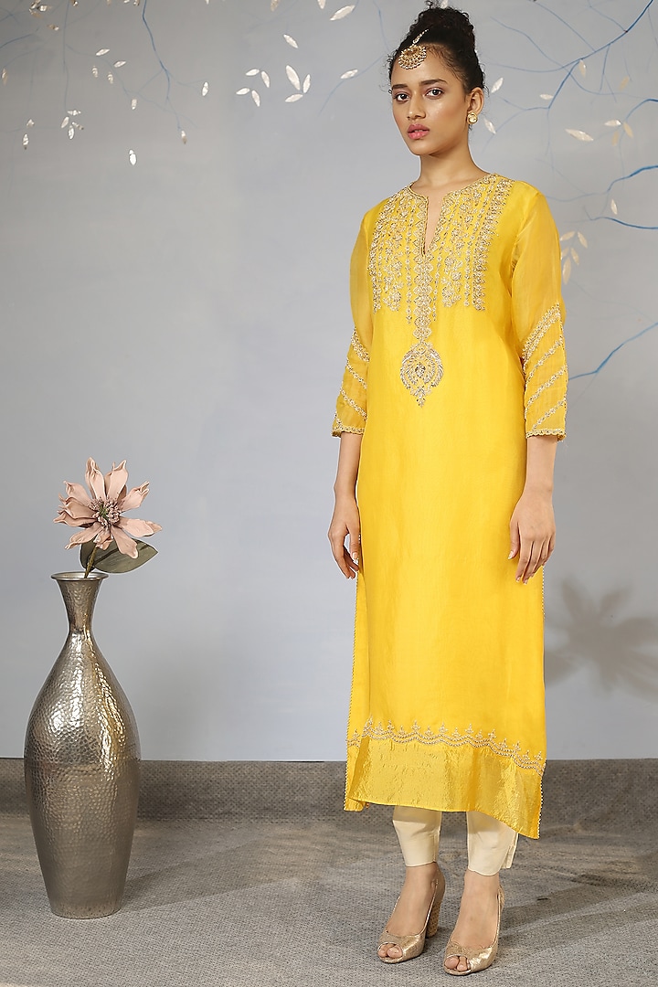 Yellow Embellished Kurta Set by Neha Poddar