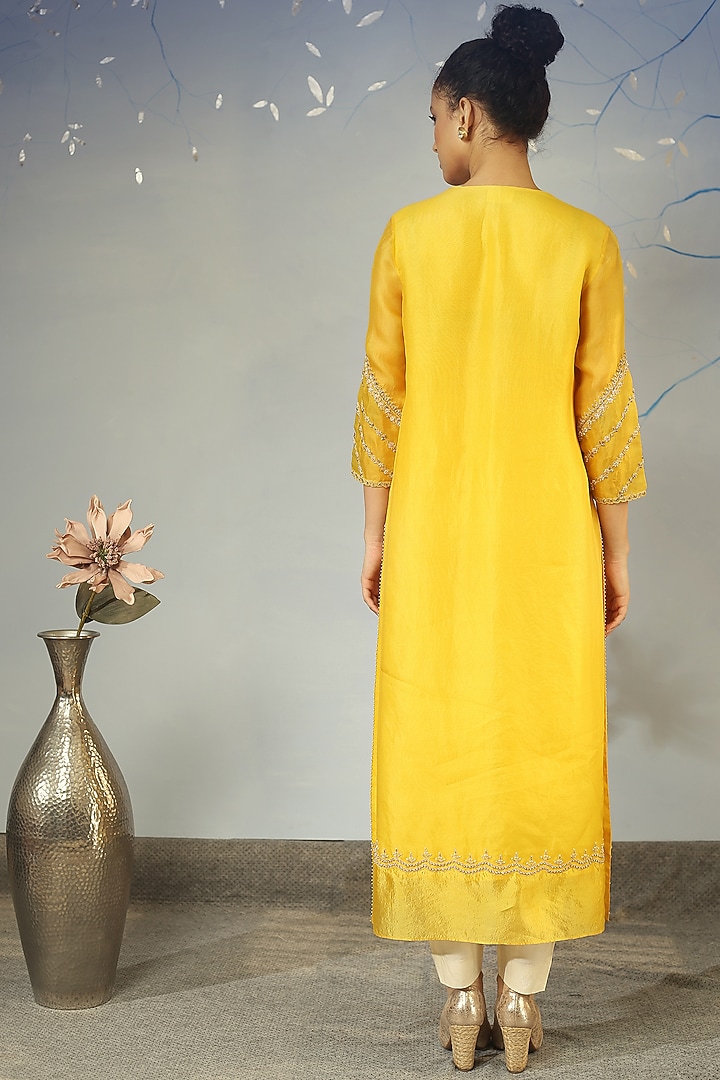 Yellow Embellished Kurta Set by Neha Poddar at Pernia's Pop Up Shop