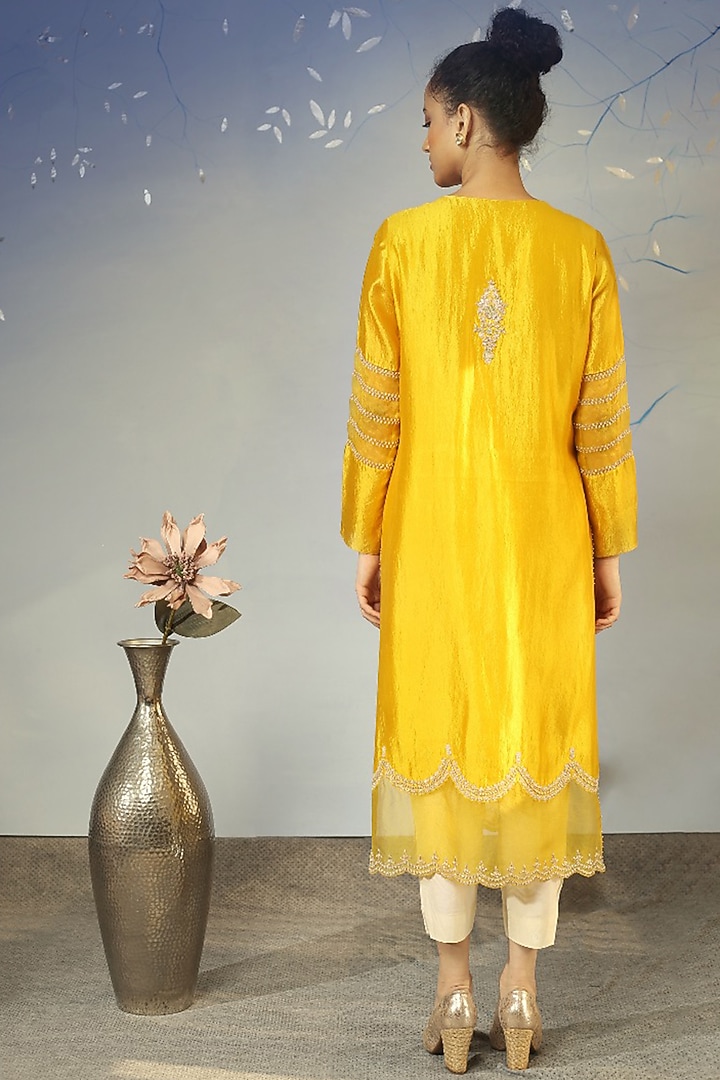 Yellow Embellished Straight Kurta Set by Neha Poddar at Pernia's Pop Up Shop