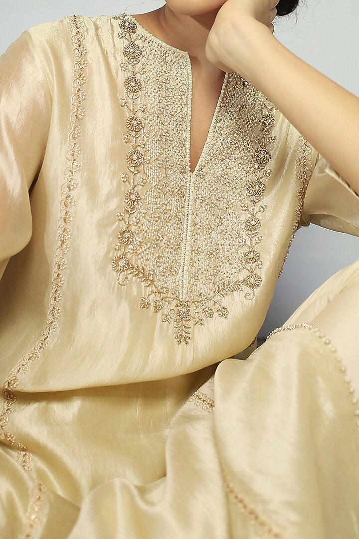 Beige Embellished Straight Kurta Set by Neha Poddar at Pernia's Pop Up Shop