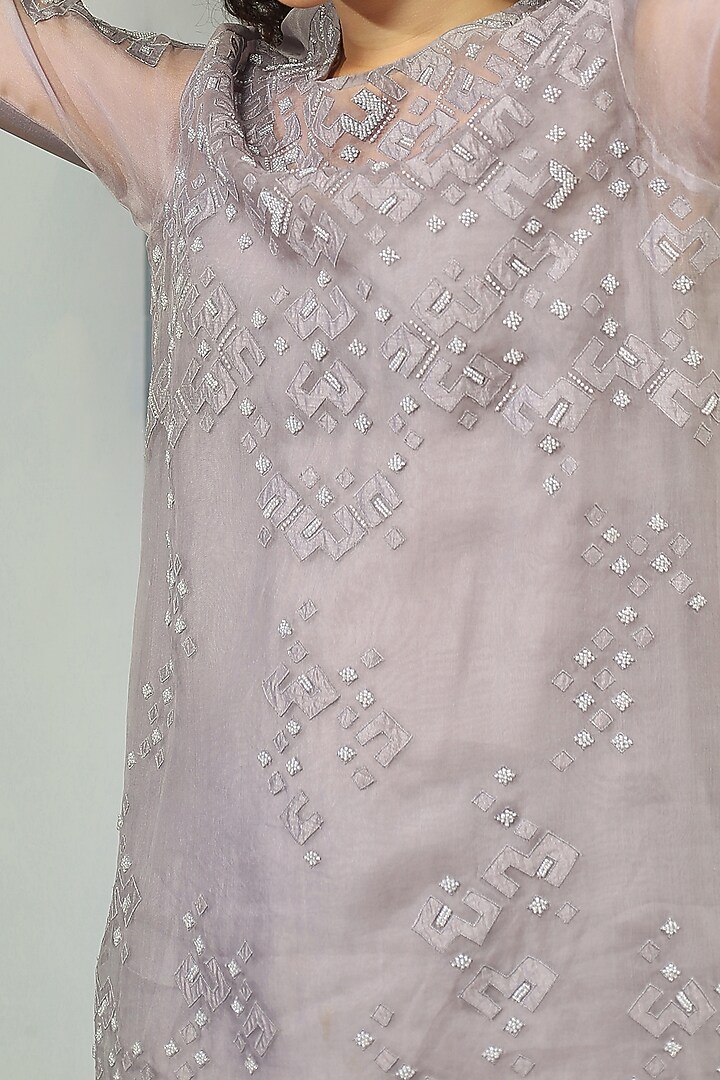 Mauve Embellished Kurta Set by Neha Poddar at Pernia's Pop Up Shop