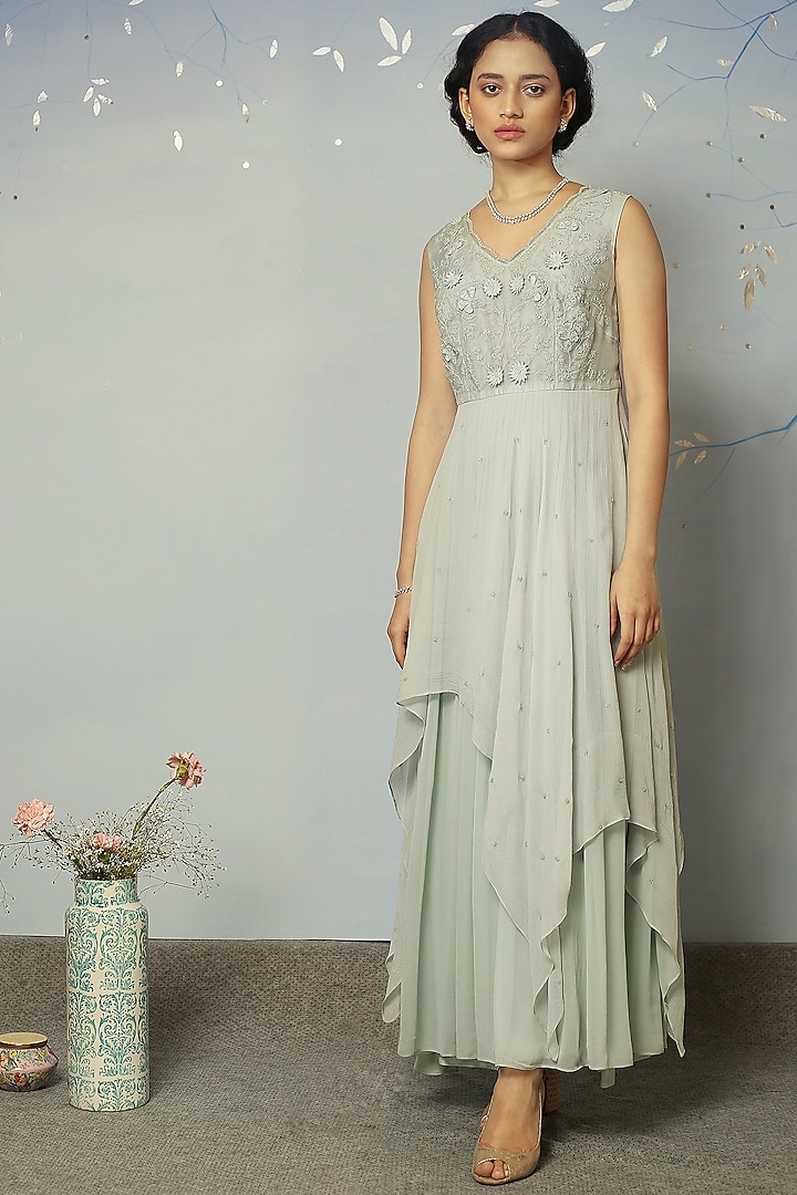 Ice Grey Embellished Gown by Neha Poddar at Pernia's Pop Up Shop