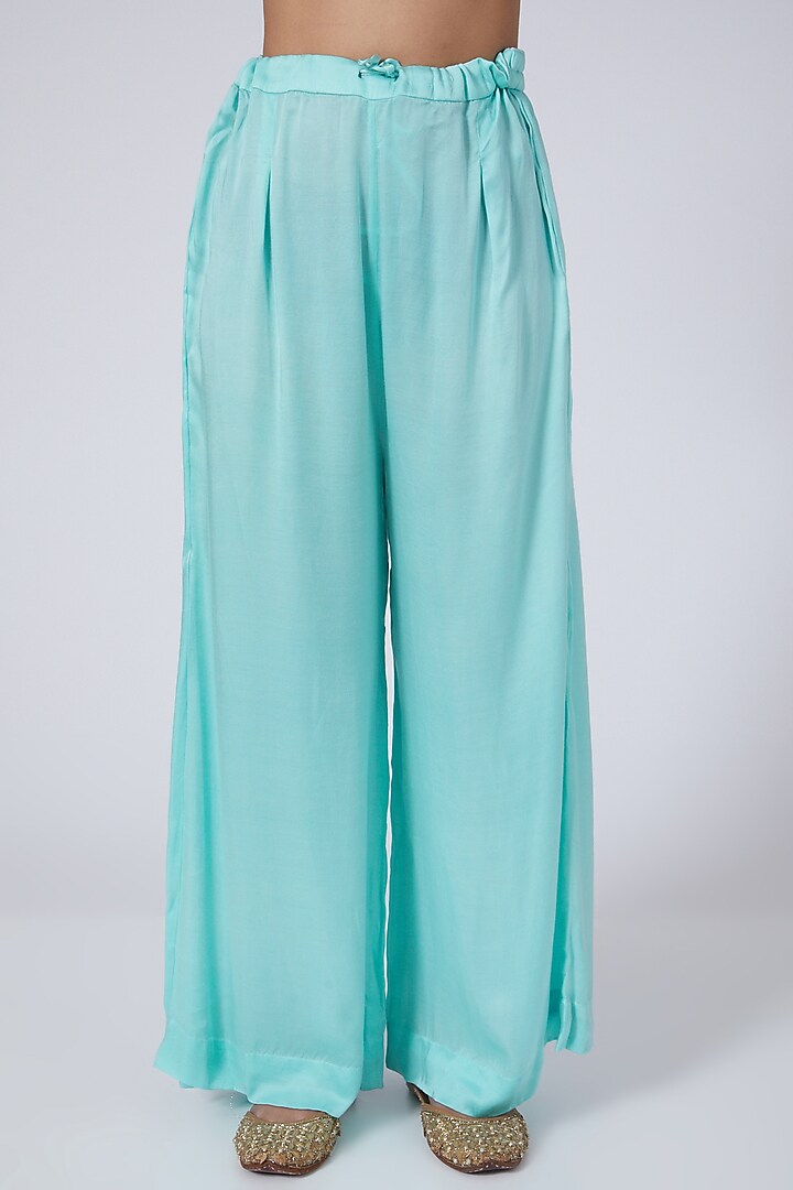 Blue Embellished Kurta Set by Neha Poddar at Pernia's Pop Up Shop