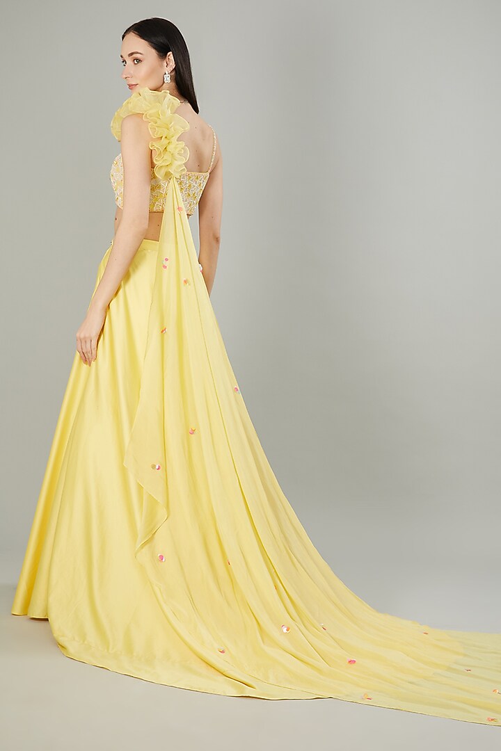 Yellow Dutch Satin Flared Wedding Lehenga Set by NEHA PUPREJA at Pernia's Pop Up Shop
