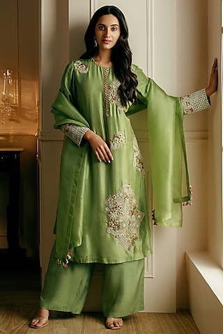Olive Silk & Organza Hand Embroidered Kurta Set by Nehha Nhata