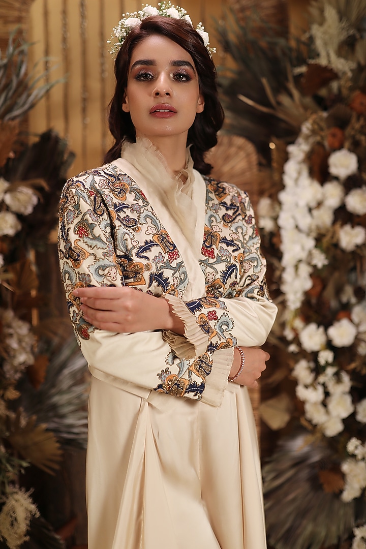 Beige Floral Embroidered Jacket Set by Nehha Nhata at Pernia's Pop Up Shop
