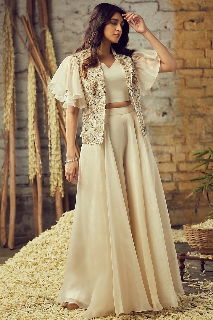 Ivory Hand Embroidered Cape Set by Nehha Nhata