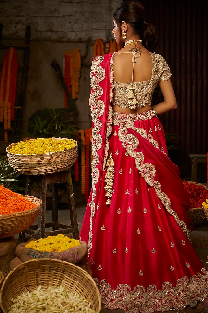 Fuschia Pink Hand Embroidered Bridal Lehenga Set by Nehha Nhata at Pernia's Pop Up Shop